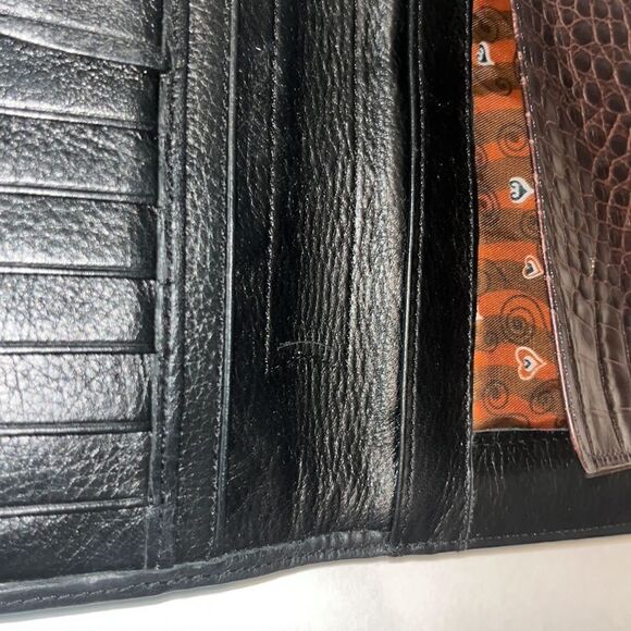 Vintage Brighton black pebbled leather clutch approx 8”x5”x 15” opened up. - Picture 4 of 8